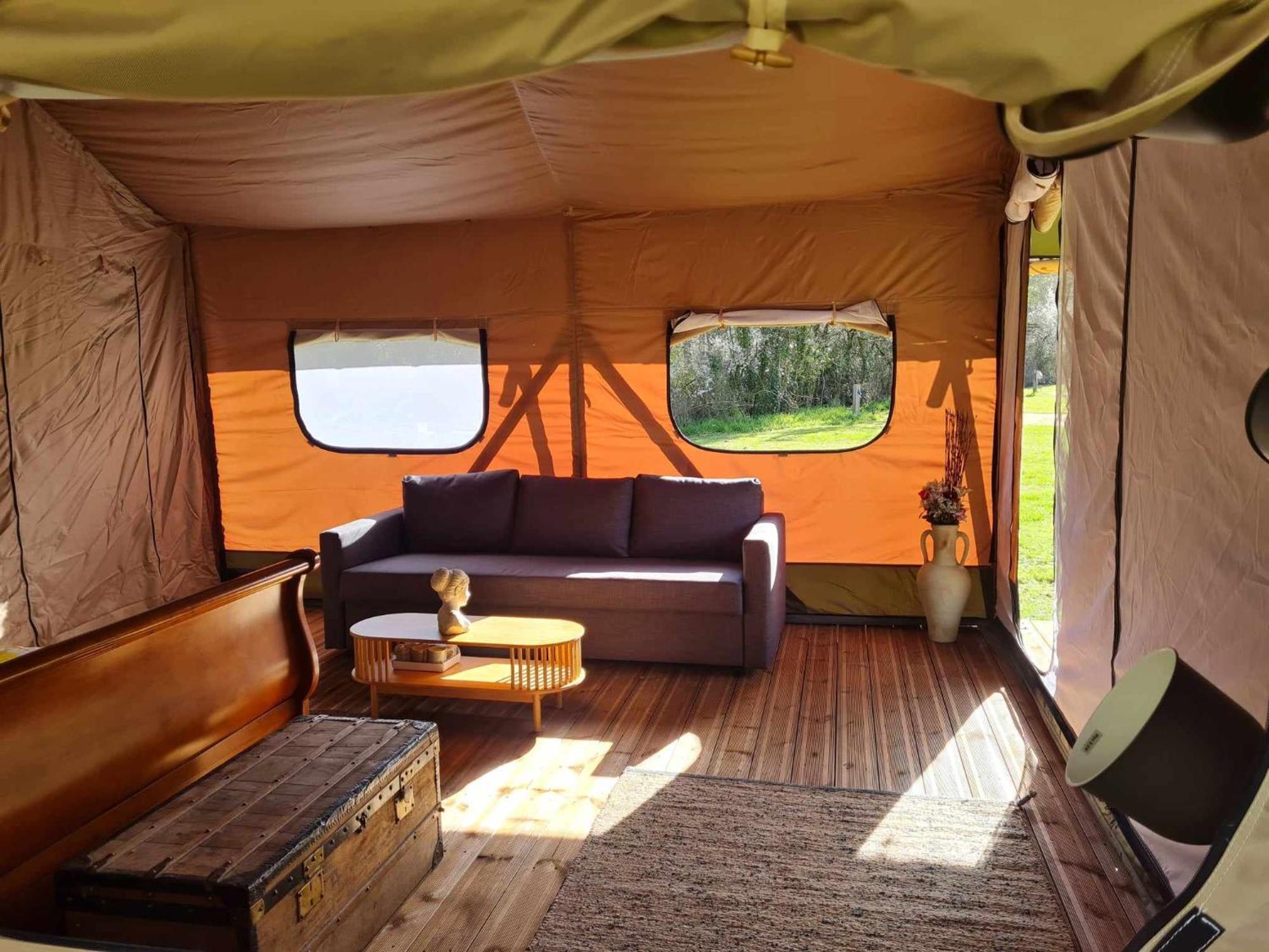 Camping De La Touche Ligueil Exterior foto